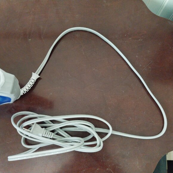 Panasonic 1500W Advanced Titanium Coated Sole Plate Vertical Steam/Dry Iron - Picture 9 of 15